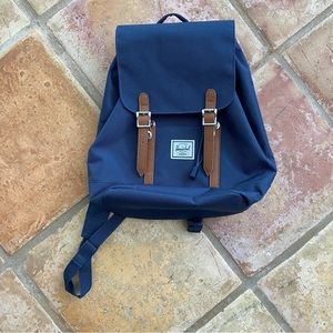 Herschel Supply Co Retreat Small Backpack Navy Blue Color NWT Travel Bag Purse